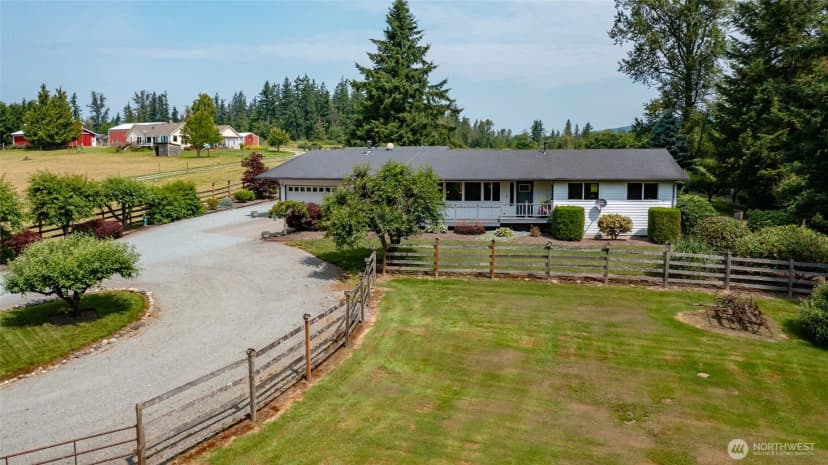 Property photo for 20063 Park Ridge Lane, Sedro Woolley photo 2