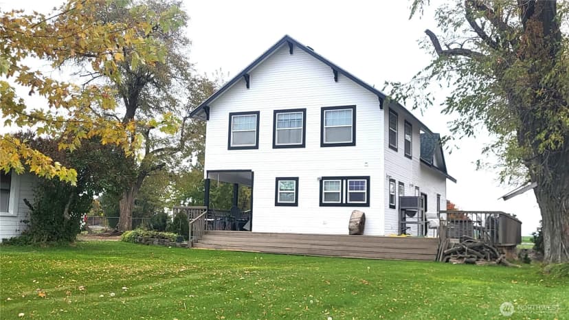 Property photo for 1113 S County Road, Warden photo 5