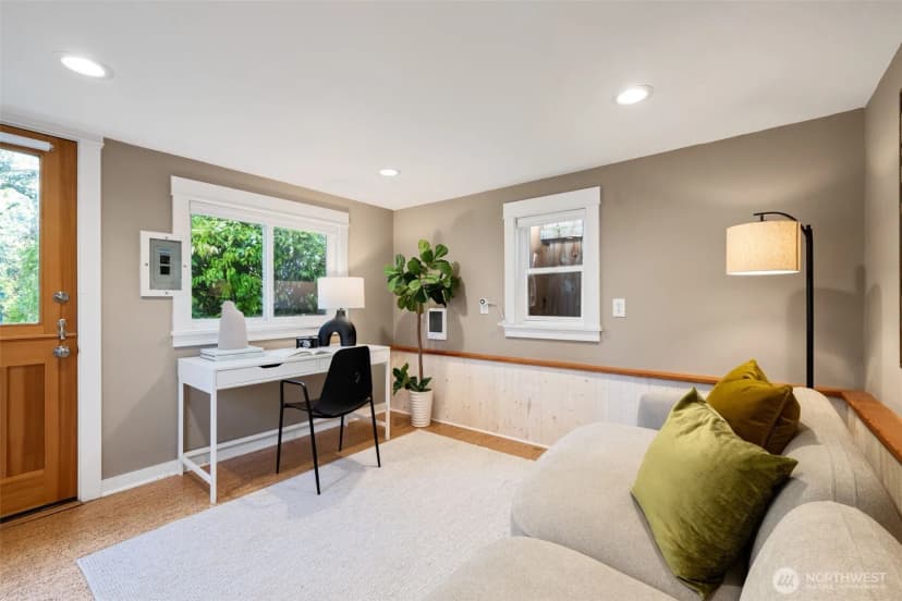 Property photo for 15511 10th Avenue Ne, Shoreline photo 28