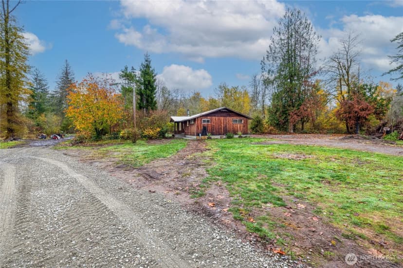 Property photo for 10048 Littlerock Road Sw, Olympia photo 3