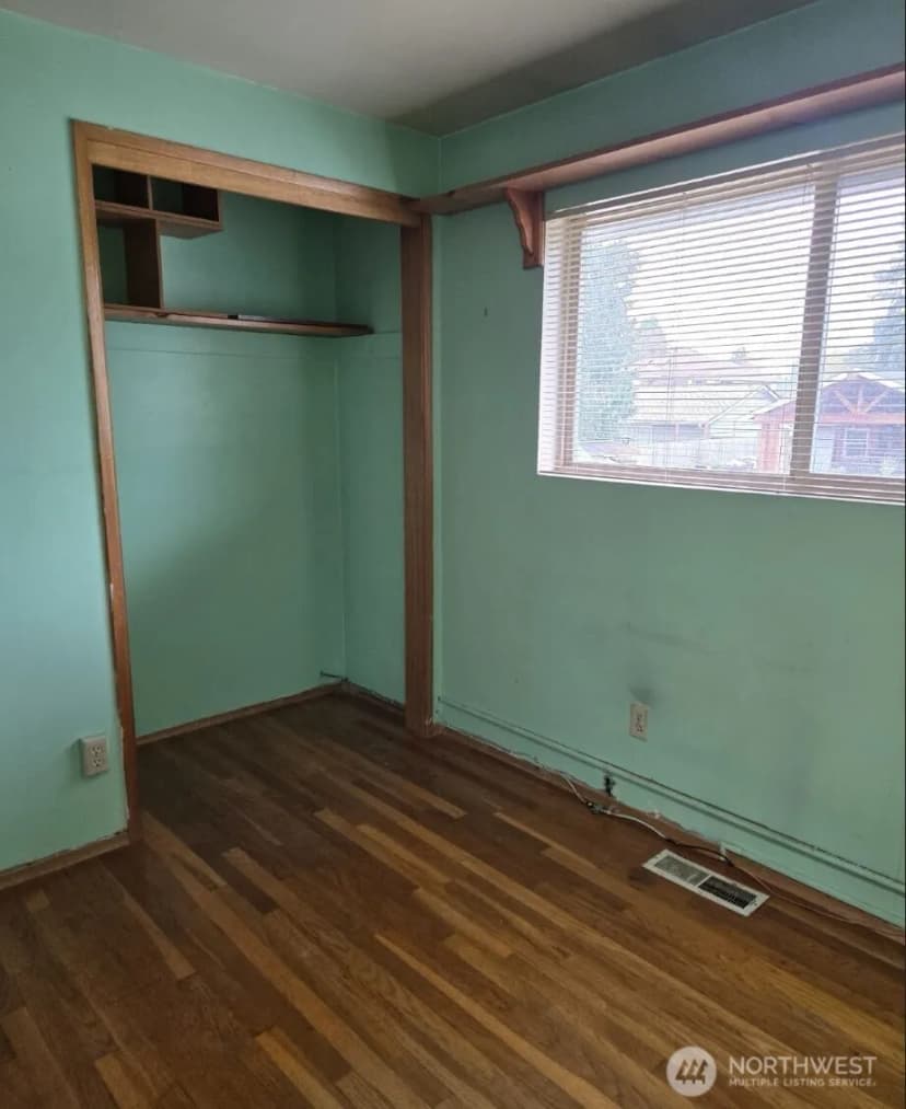 Property photo for 4316 Ne 10th Street, Renton photo 13