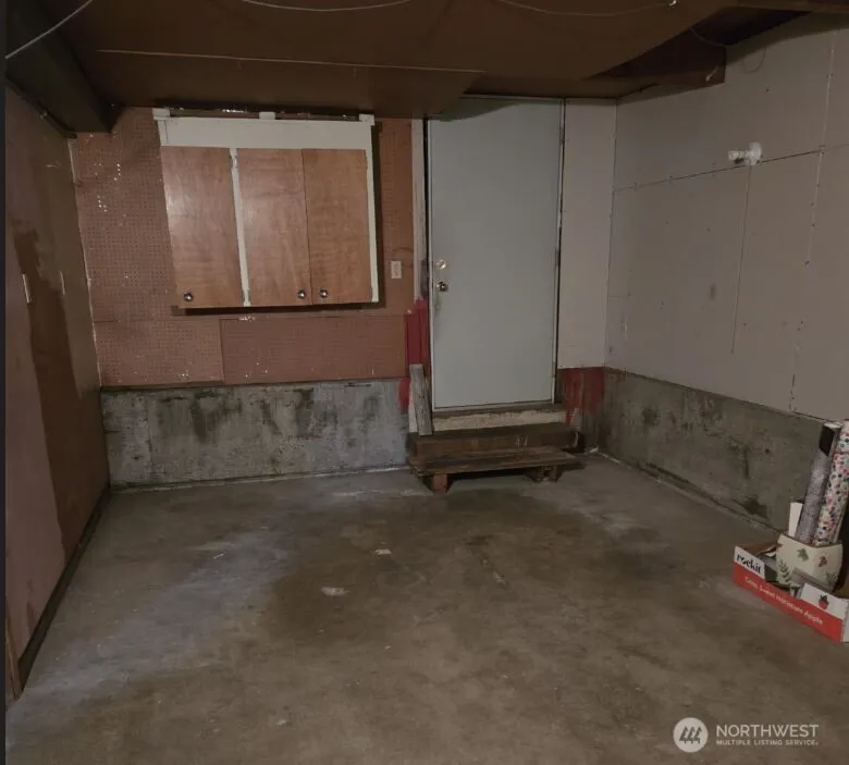 Property photo for 4316 Ne 10th Street, Renton photo 24