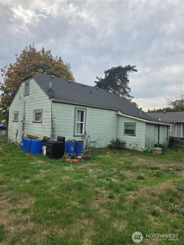 Property photo for 7610 Union Mills Road Se, Lacey photo 4