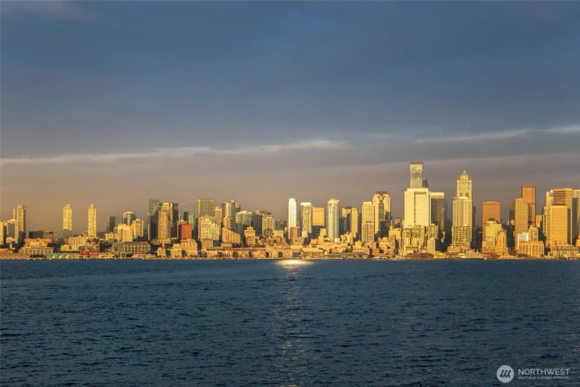 Property photo for 121 Stewart Street #3208, Seattle photo 4