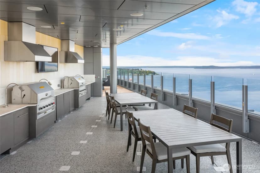 Property photo for 121 Stewart Street #3208, Seattle photo 23