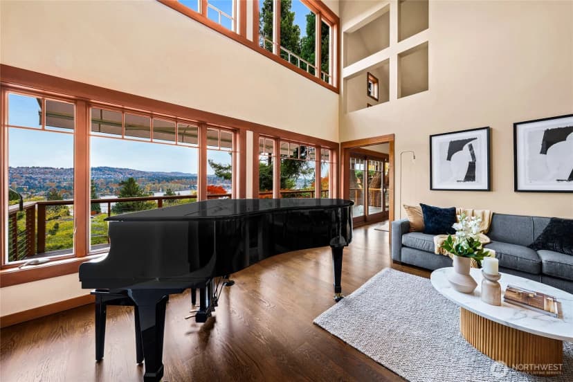 Property photo for 4222 Shoreclub Drive, Mercer Island photo 17