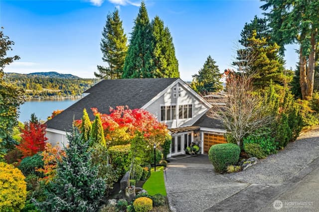 Property photo for 4222 Shoreclub Drive, Mercer Island
