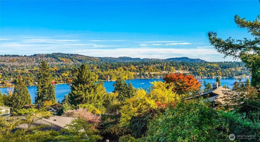 Property photo for 4222 Shoreclub Drive, Mercer Island photo 32