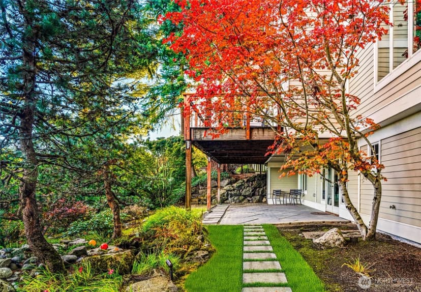 Property photo for 4222 Shoreclub Drive, Mercer Island photo 40