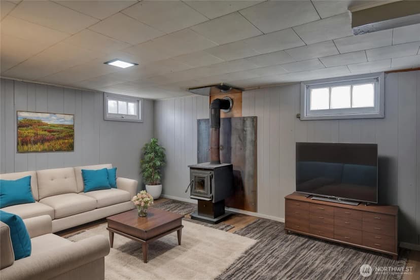 Property photo for 403 W Chestnut Street, Almira photo 19