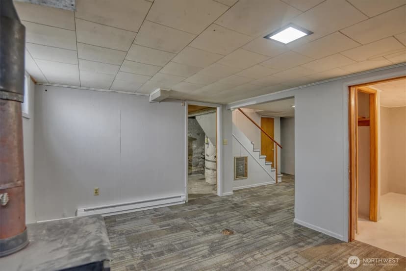 Property photo for 403 W Chestnut Street, Almira photo 24