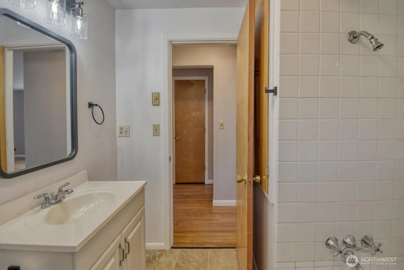 Property photo for 403 W Chestnut Street, Almira photo 17