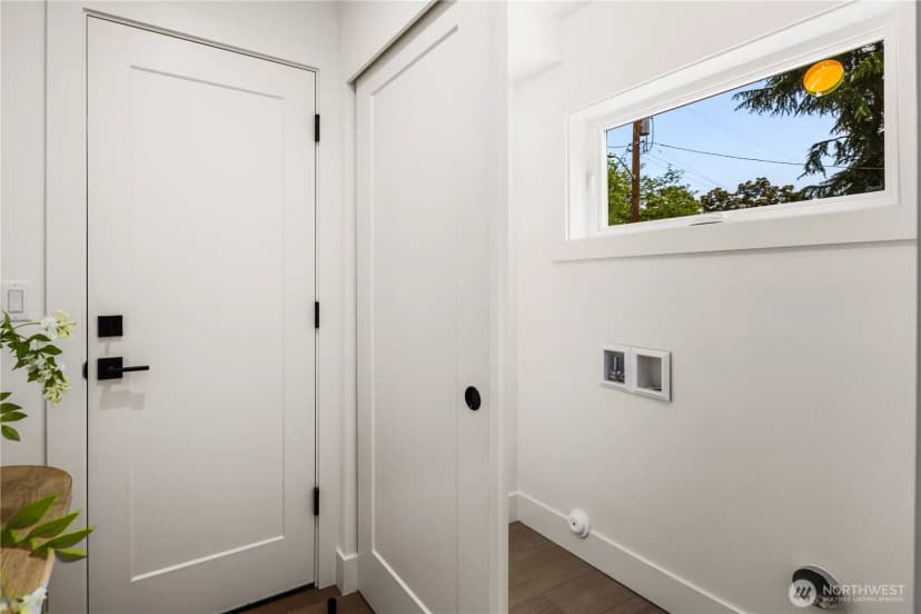 Property photo for 2618 E Roy Street, Seattle photo 26