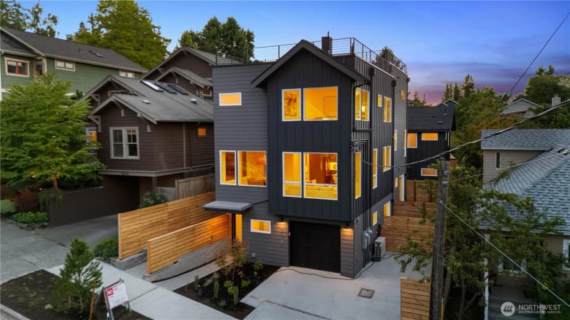 Property photo for 2618 E Roy Street, Seattle photo 32