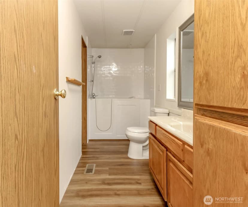 Property photo for 14118 72nd Street E, Sumner photo 28