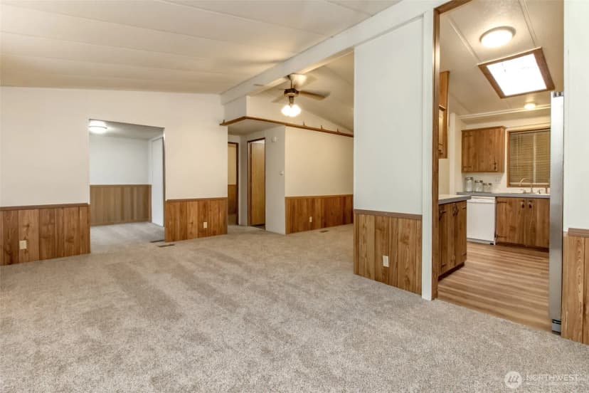 Property photo for 14118 72nd Street E, Sumner photo 4