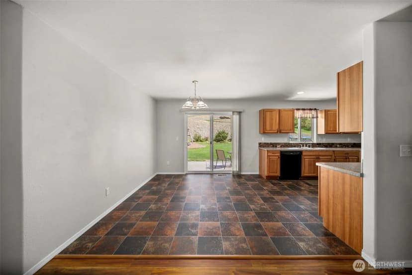 Property photo for 6132 Entiat River Road, Entiat photo 11