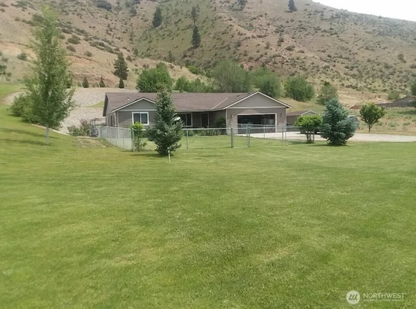 Property photo for 6132 Entiat River Road, Entiat photo 3