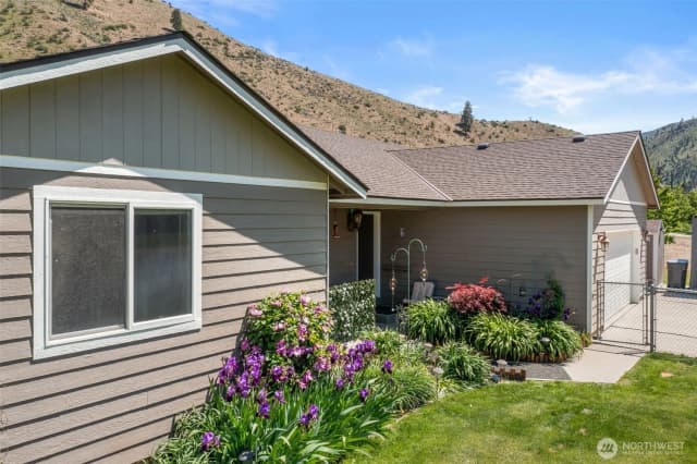 Property photo for 6132 Entiat River Road, Entiat photo 5