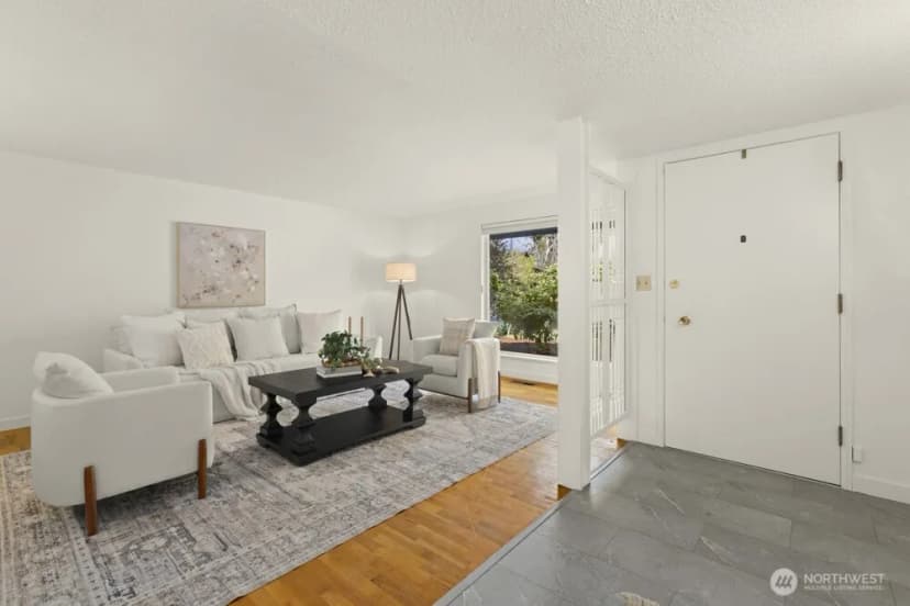 Property photo for 7607 Emerald Drive Sw, Lakewood