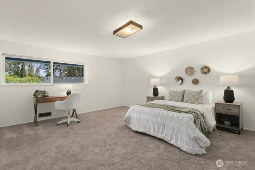 Property photo for 7607 Emerald Drive Sw, Lakewood photo 26
