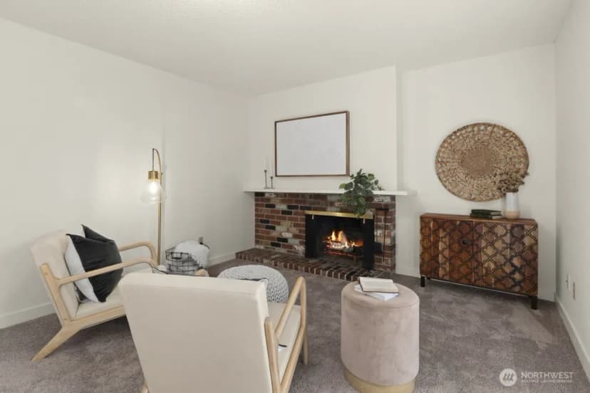Property photo for 7607 Emerald Drive Sw, Lakewood photo 16