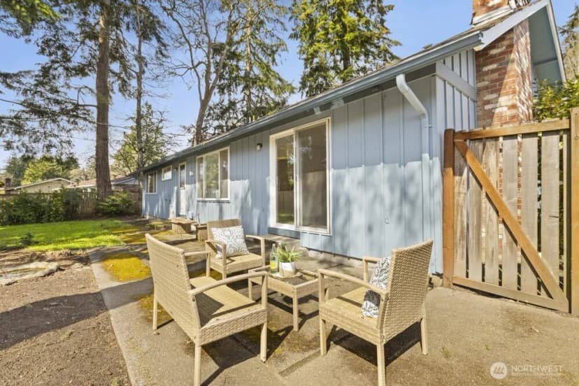 Property photo for 7607 Emerald Drive Sw, Lakewood photo 36