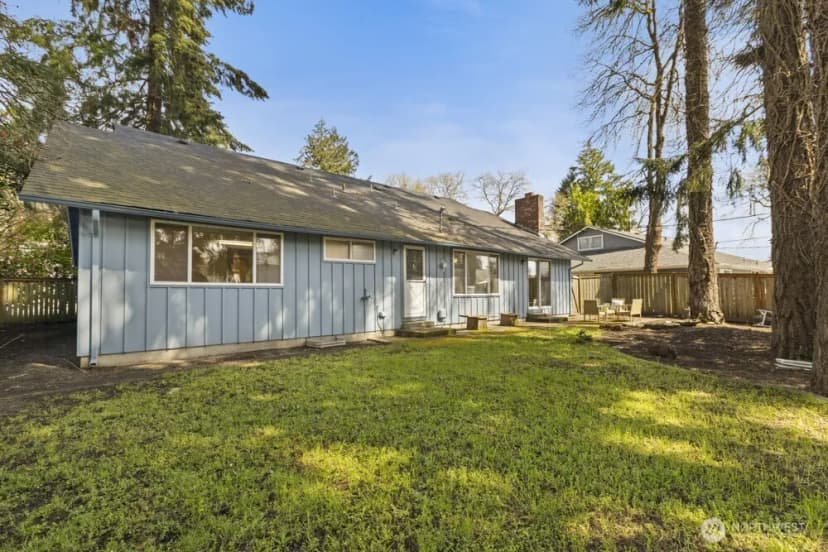 Property photo for 7607 Emerald Drive Sw, Lakewood photo 38