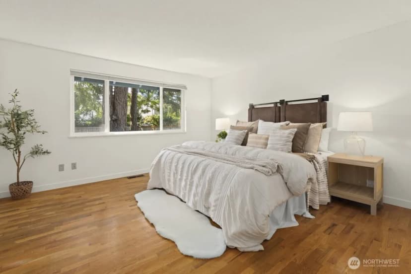 Property photo for 7607 Emerald Drive Sw, Lakewood photo 20