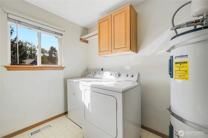 Property photo for 26239 Tuckerman Avenue Ne, Kingston photo 38