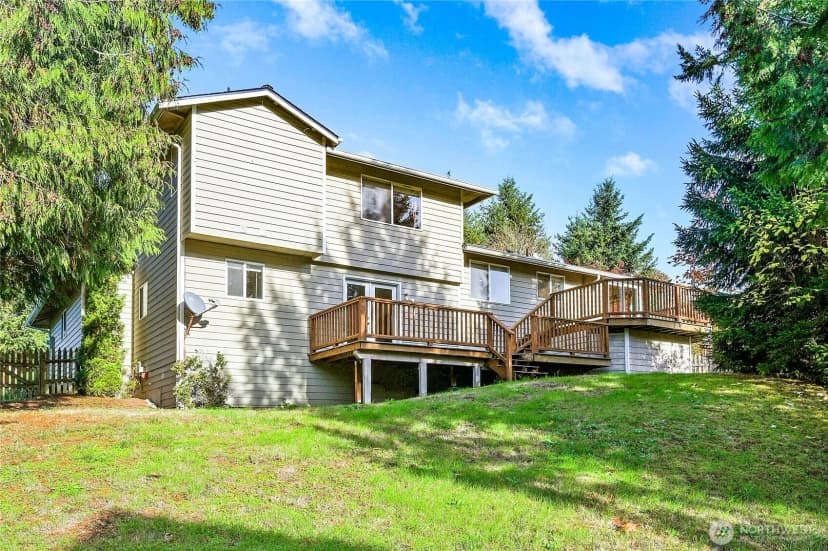 Property photo for 26239 Tuckerman Avenue Ne, Kingston photo 9