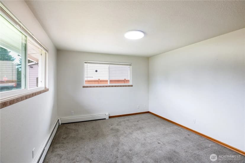 Property photo for 10510 33rd Street E, Edgewood photo 31