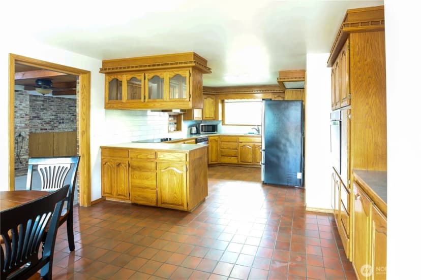 Property photo for 10510 33rd Street E, Edgewood photo 8
