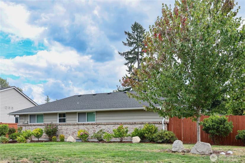 Property photo for 10510 33rd Street E, Edgewood photo 5