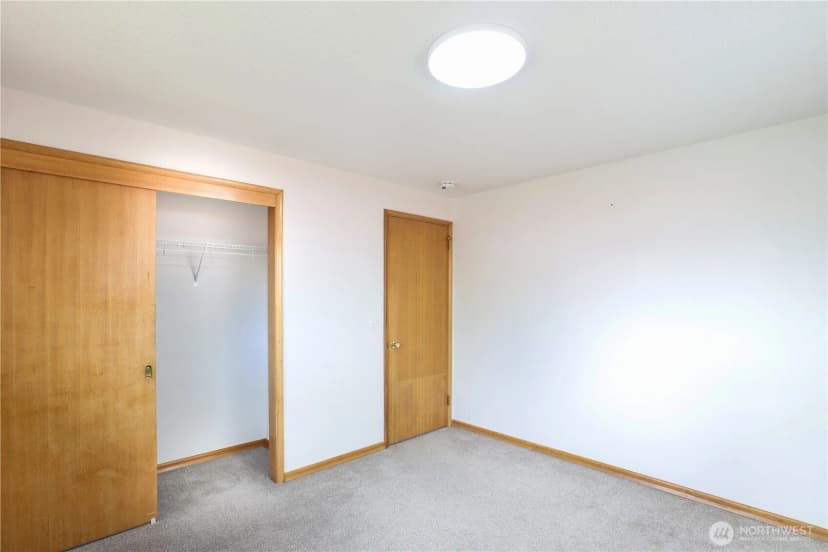 Property photo for 10510 33rd Street E, Edgewood photo 38
