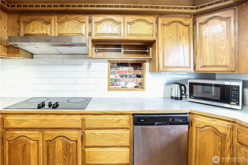 Property photo for 10510 33rd Street E, Edgewood photo 10