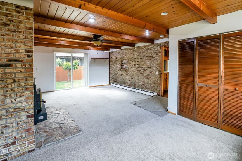 Property photo for 10510 33rd Street E, Edgewood photo 18