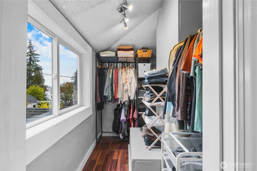 Property photo for 231 S Yantic Avenue, Bremerton photo 24