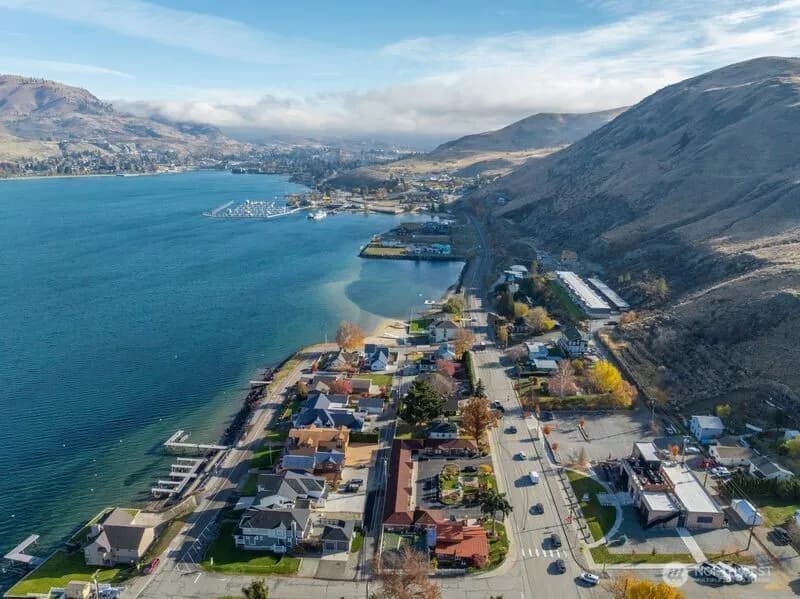 Property photo for 2044 W Woodin Avenue, Chelan photo 37