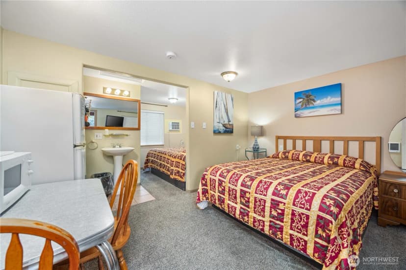 Property photo for 2044 W Woodin Avenue, Chelan photo 22