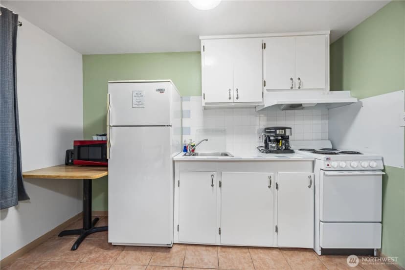 Property photo for 2044 W Woodin Avenue, Chelan photo 21