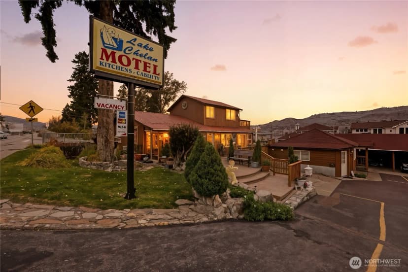 Property photo for 2044 W Woodin Avenue, Chelan photo 3