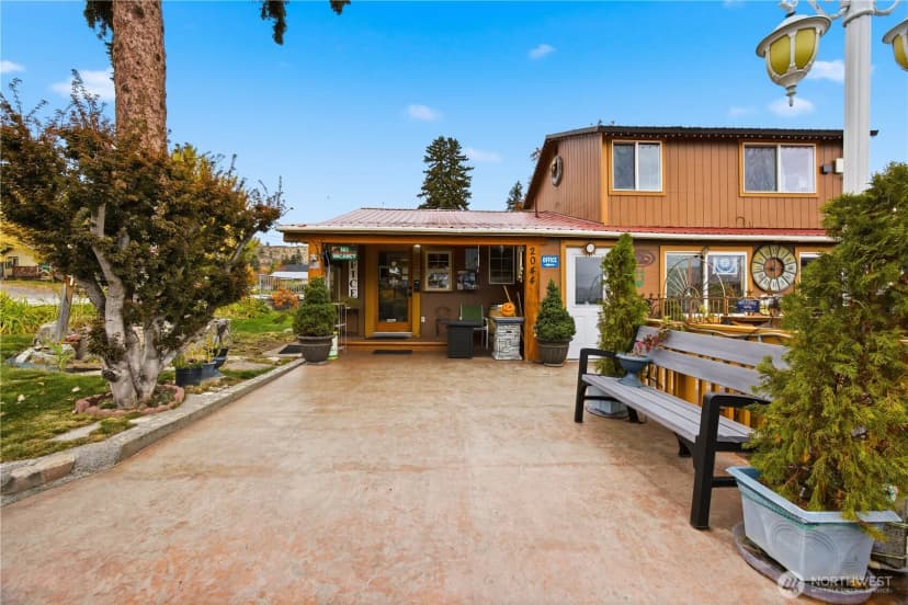 Property photo for 2044 W Woodin Avenue, Chelan photo 13