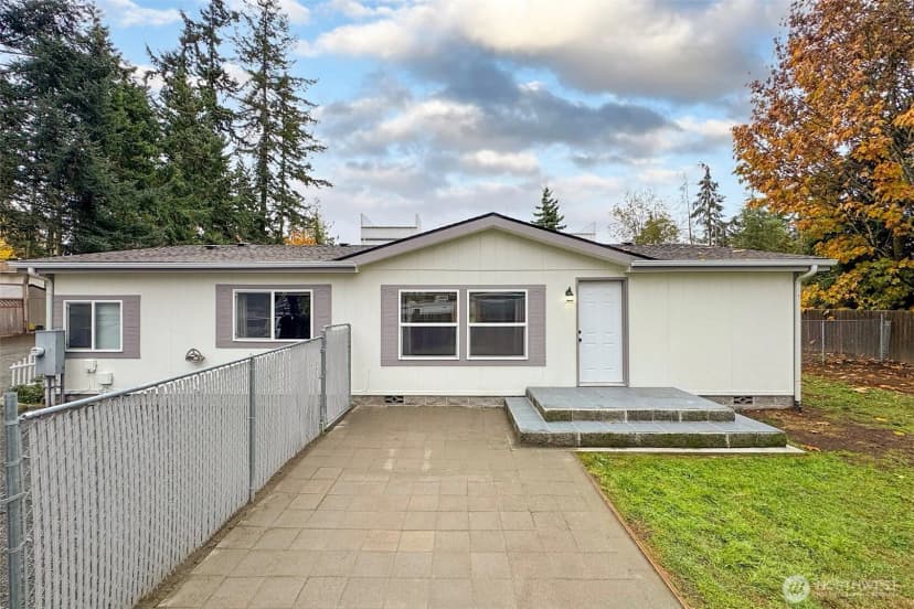 Property photo for 2826 E Myrtle Street, Port Angeles photo 38