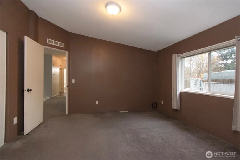 Property photo for 2826 E Myrtle Street, Port Angeles photo 20