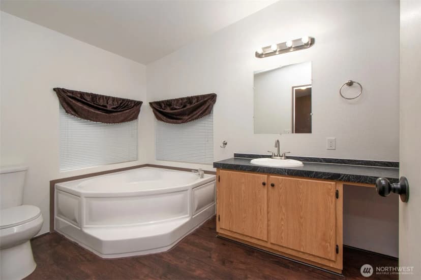 Property photo for 2826 E Myrtle Street, Port Angeles photo 17
