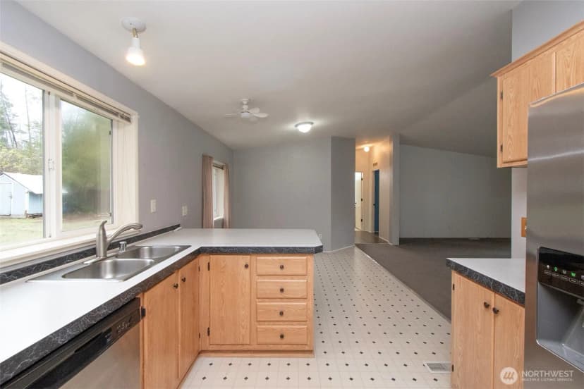 Property photo for 2826 E Myrtle Street, Port Angeles photo 13