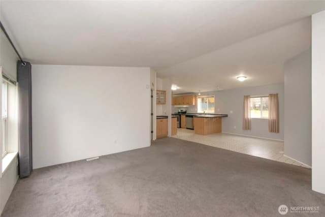 Property photo for 2826 E Myrtle Street, Port Angeles photo 3