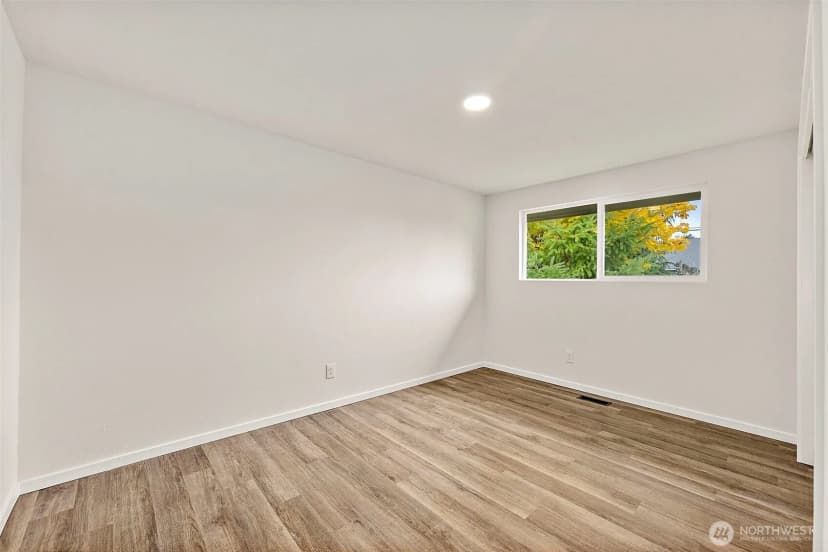 Property photo for 1602 114th Street S, Tacoma photo 24