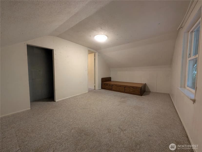 Property photo for 2111 5th Street Sw, Puyallup photo 17